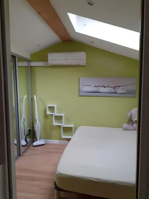 Apartmán T3 Duplex Calme A La Timone Marseille 0*,  Francie